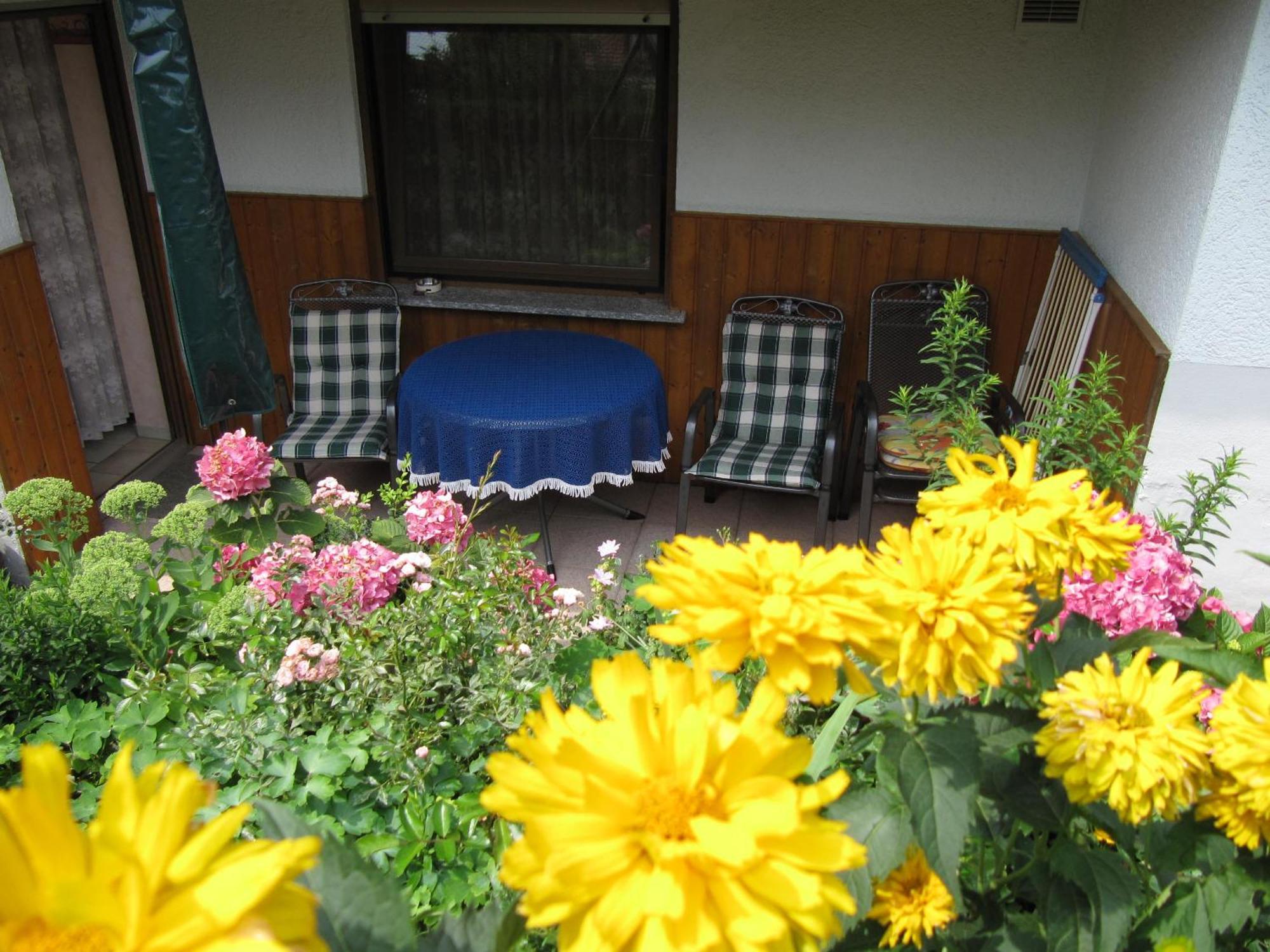 Abendstille Am Obstgarten Mit Terrasse Zapfendorf Buitenkant foto